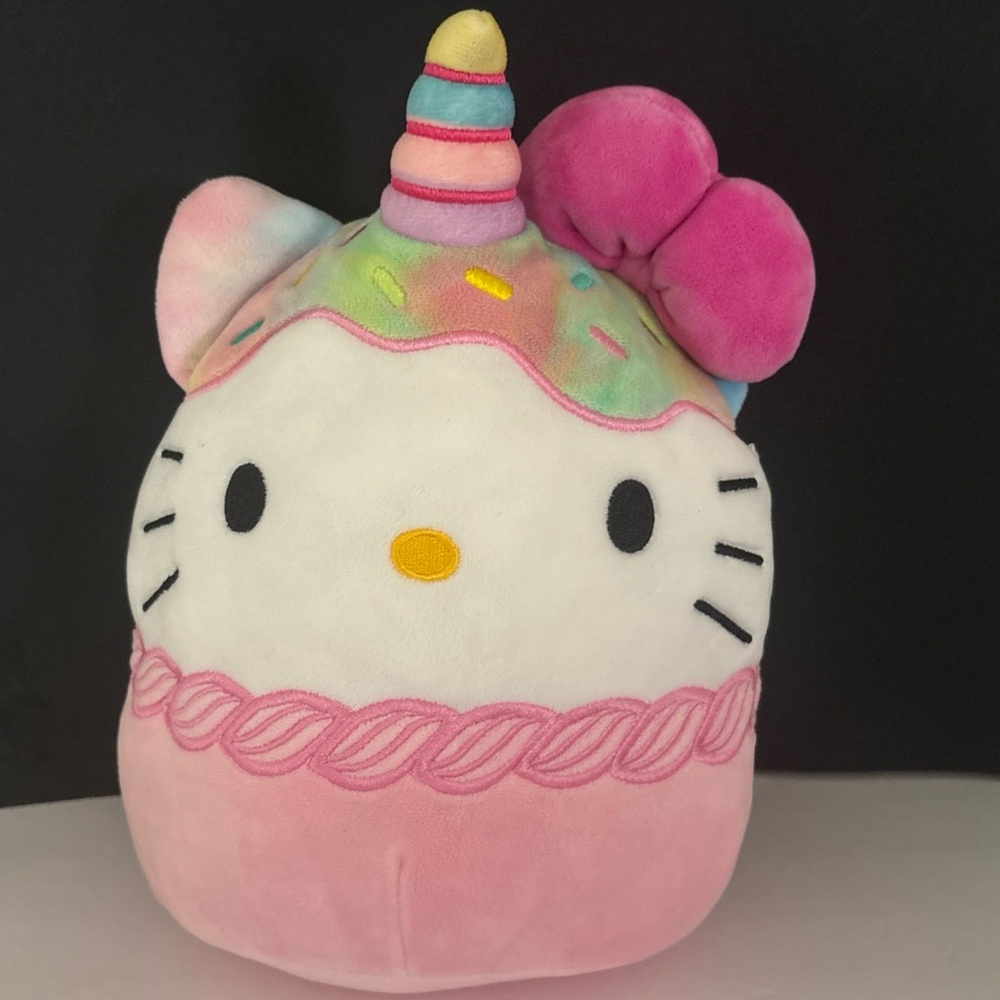 Squishmallows Hello Kitty Unicorn Ice Cream Cupcake Sprinkles Plush Doll Bday